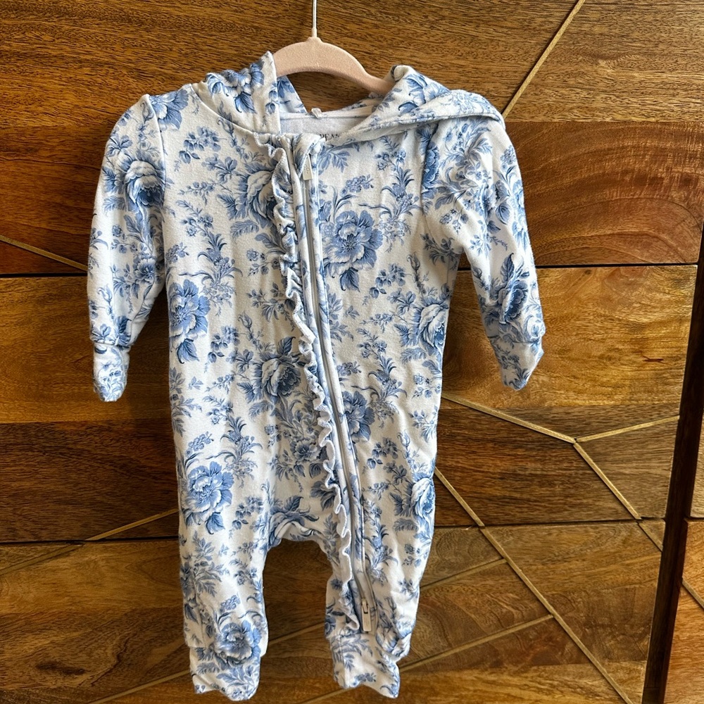 Posh Peanut Yve Blue and White Floral Hooded Romper